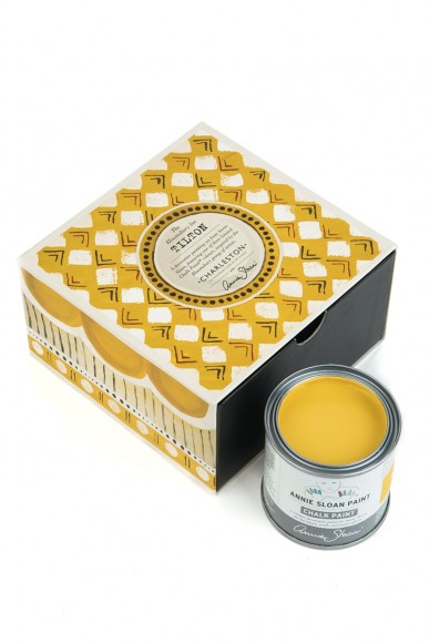 Annie_Sloan_with_Charleston_Pain_5085-1.jpg